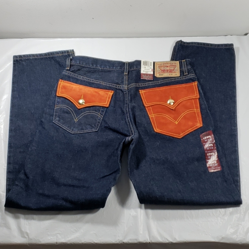 NWT Men's Custom Levi's 550 Jean's Sz. 32x32